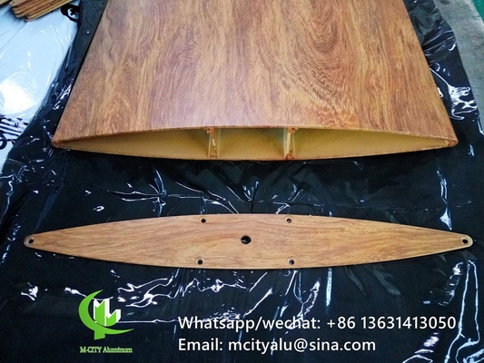 Grano de madera Construcción de aluminio extruido persianas arquitectónicas aletas aerodinámicas