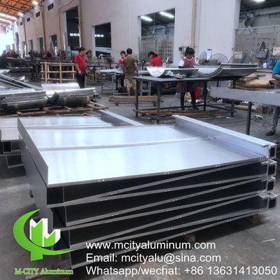 Buen precio Revestimiento de fachada de aluminio CNC revestimiento de pared exterior del edificio cortina de pared con patrón de fachada de techo en línea