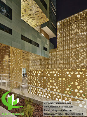 Buen precio Dimensiones y colores personalizables Revestimiento de fachada de aluminio para cualquier edificio en línea