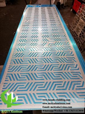 Buen precio Pantalla de aluminio perforado con recubrimiento en polvo de 1200x2400 mm con patrones personalizables para fachadas y revestimientos en línea