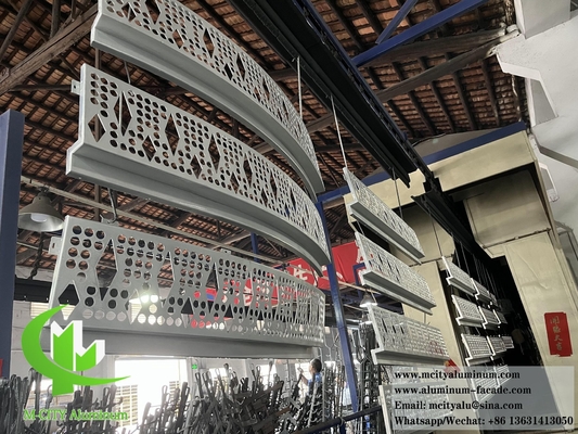 Hoja de aluminio cortada por CNC para decoración de revestimientos de pared 3 mm de espesor
