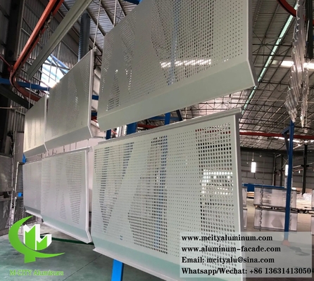 Panel de metal perforado de aluminio sólido PVDF recubrimiento resistente a la roya resistente al agua