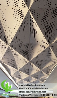 Panel de aluminio perforado con patrón de perforación para techo con iluminación LED