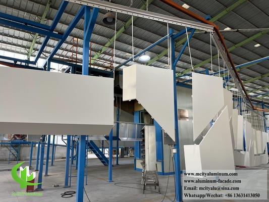 Panel de aluminio con revestimiento metálico hecho a medida, recubierto en polvo contra la oxidación