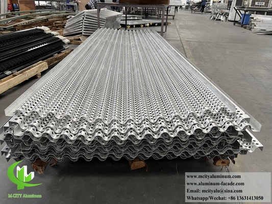 Revestimiento metálico corrugado de lámina perforada de aluminio para decoración de paredes de fachada