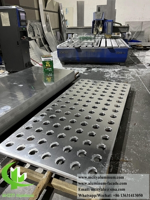 Película de aluminio de pantalla metálica perforada para decoración y sombreado solar