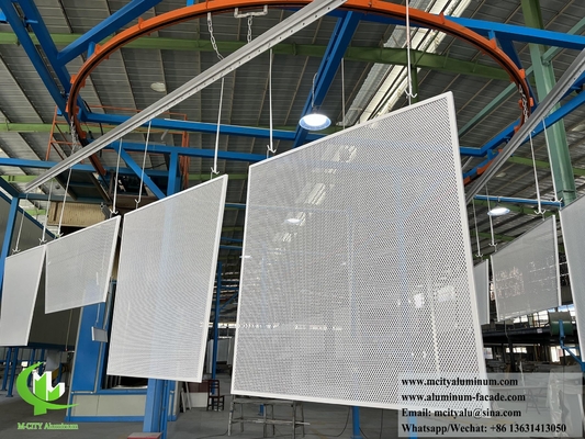 Facade perforada de aluminio con grosor de 1,5-20 mm, recubrimiento en polvo y tratamiento de superficie con PVDF