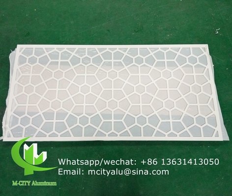 Panel de pantalla de tallado de aluminio metálico con panel de corte láser de varios diseños para ventanas de fachada de balcón
