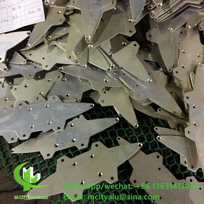 precio barato fabricante de China persiana de aluminio con accesorios de fijación cubierta de persiana