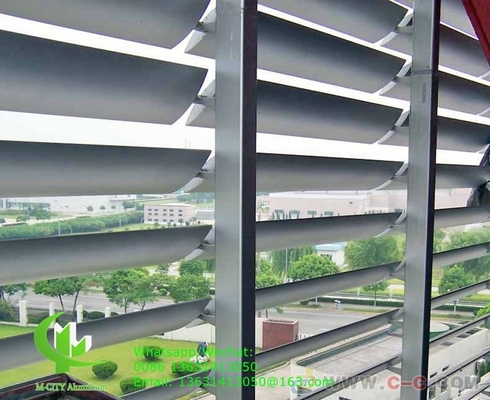 persiana solar arquitectónica persiana de aluminio de perfil aerodinámico con forma ovalada para pared cortina de fachada