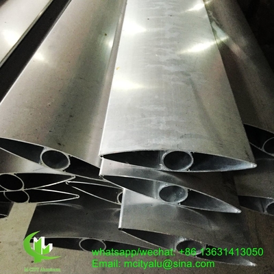 250 mm arquitectónico perfil de alfiler de aluminio hoja de persiana con forma ovalada para la pared cortina de fachada
