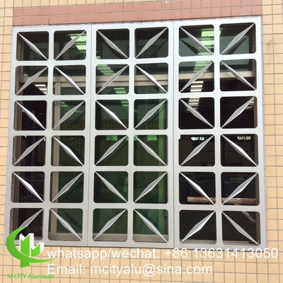 Panel perforado de aluminio metálico de corte por láser panel de fachada de decoración para el hogar patrones de árboles