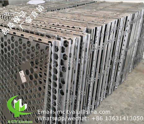 Panel de revestimiento de paneles de fachada de paneles sólidos perforados de aluminio metálico para paneles de pantalla de paredes de cortinas