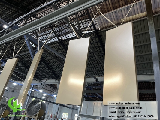 Capa de aluminio de pantalla de metal arquitectónica con diseño hueco de marco con luz LED