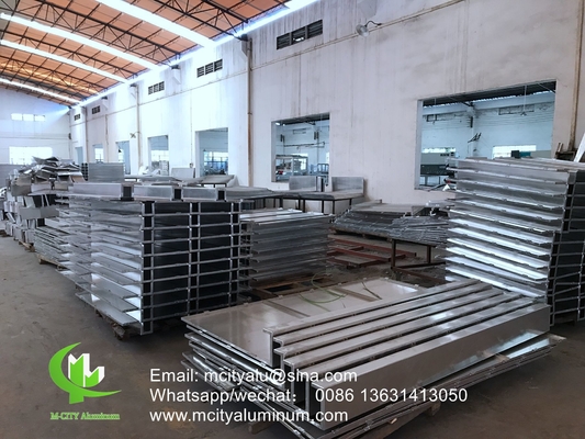 Panel de revestimiento de paneles huecos perforados de aluminio de 2,5 mm de espesor para decoración de ventanas
