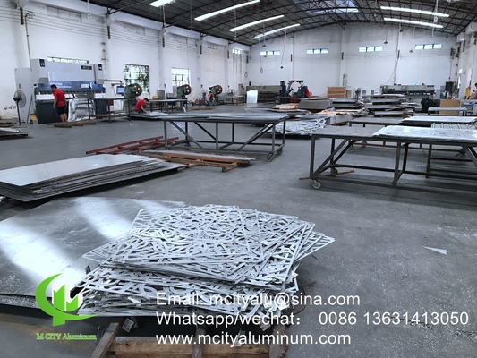 panel decorativo perforado CNC de aluminio revestido en polvo de gran durabilidad para cubierta de aire acondicionado