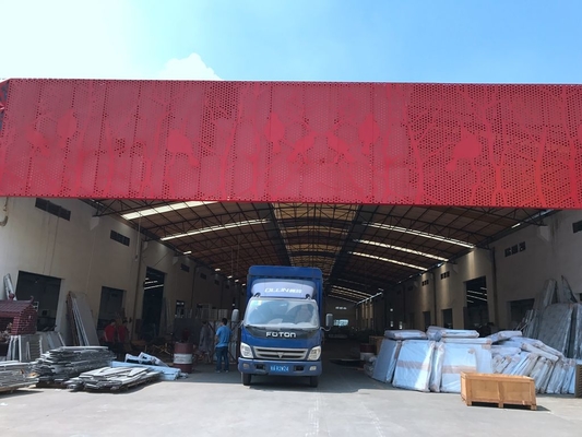 Panel de revestimiento por perforación de aluminio metálico con patrones de arte Perforación utilizada para fachada de edificios