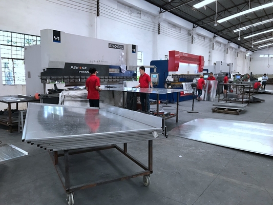 panel decorativo perforado CNC de aluminio revestido en polvo de gran durabilidad para cubierta de aire acondicionado