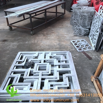 Película de aluminio para la decoración de ventanas de fachada de cercas de jardín
