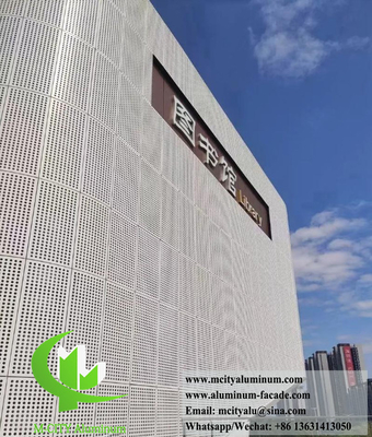 Proyecto de fachadas metálicas exteriores, revestimiento de paredes, decoración de paneles sólidos de aluminio