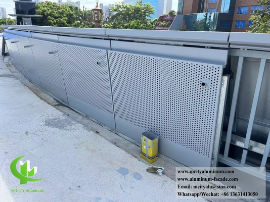 Panel de revestimiento de fachada de lámina de aluminio de pantalla perforada metálica