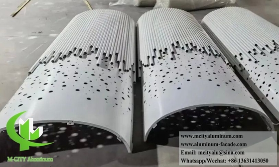 Revestimiento de columnas metálicas con diseño de corte por láser de chapa de metal CNC