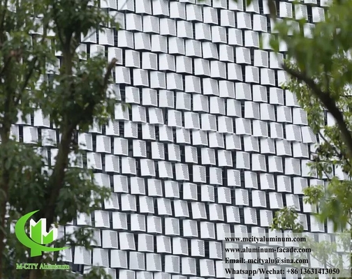 Cortar con láser la pantalla de aluminio de columna de revestimiento de metal con luz LED