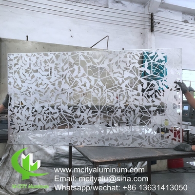 fachada de pared de cortina fachada decorativa hueca de aluminio revestimiento de pared exterior del edificio fachada de pared de cortina con patrón