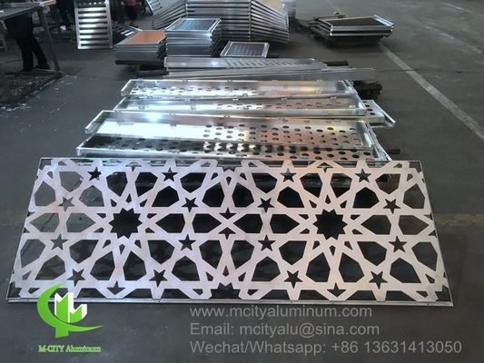 Panel de corte por láser de aluminio metálico con patrones de perforación de inicio utilizado para construir fachada estilo musulmán