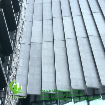 FOSHAN PVDF Panel de aluminio metálico perforado no estándar utilizado para el exterior del edificio
