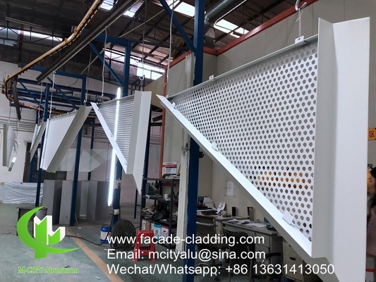 pintura de color blanco Revestimiento de paneles perforados de aluminio metálico para revestimiento exterior de fachadas
