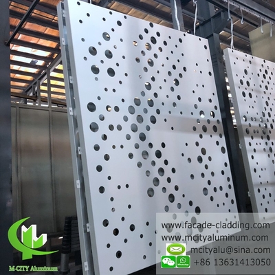Hojas de aluminio perforadas para revestimiento de paredes de cortinas metálicas