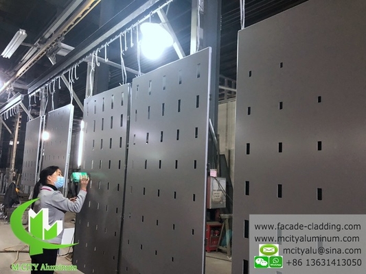 Fabricación en la cual se utilicen materiales de aluminio para revestimiento de paredes