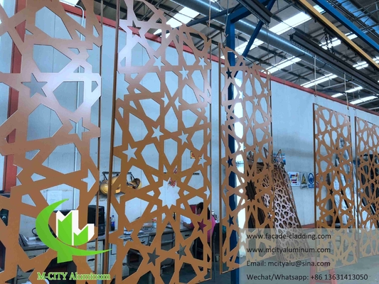 Paneles de pared metálicos para la mezquita Mashrabiya hojas de aluminio diseño árabe para el revestimiento de paredes sistema de fachada
