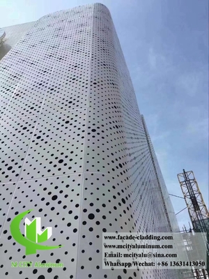 Proyecto de revestimiento de paredes de aluminio para fachada de chapa metálica perforada de 3 mm