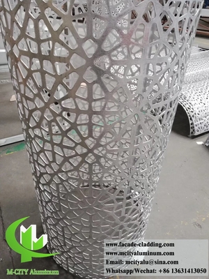 Panes de metal sólido con revestimiento de aluminio para columnas de forma redonda con diseño de corte por láser