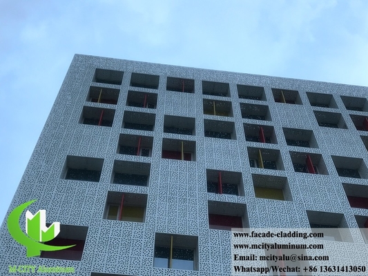 Panel decorativo de aluminio perforado con revestimiento metálico para revestimiento de paredes de aluminio sólido