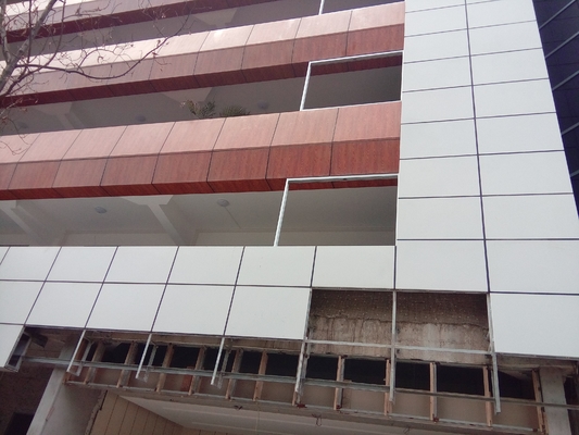Diseño 3D de fachadas metálicas de chapa de aluminio para decoración de revestimientos de paredes interiores y exteriores