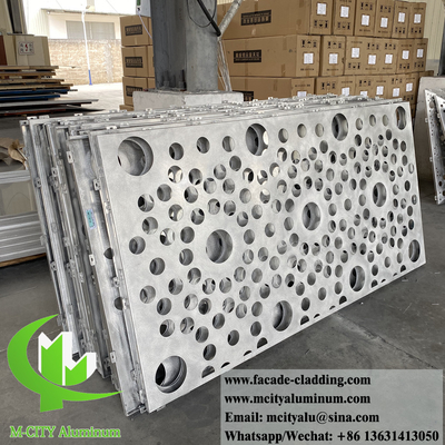 Hojas redondas de aluminio perforado con patrones decorativos para decoración interior
