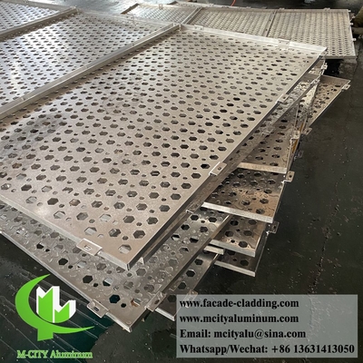 Proyecto de perforación de agujeros redondos con fachada de aluminio y revestimiento de pared de metal