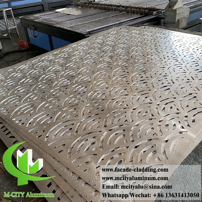 Fabricación de revestimientos para paredes de aluminio con revestimiento de fachadas metálicas perforadas