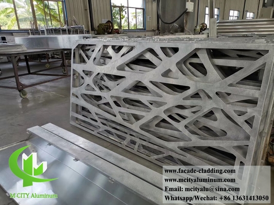 Diseño de árboles cortado por láser de aluminio pantalla paneles metálicos para decoración exterior impermeable