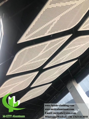 Panel de aluminio de techo metálico perforado para decoración de edificios de color blanco