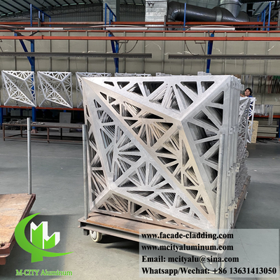 Panel de aluminio sólido diseño de revestimiento metálico 3D ignífugo anti-óxido PVDF color de las astillas de 3 mm de grosor