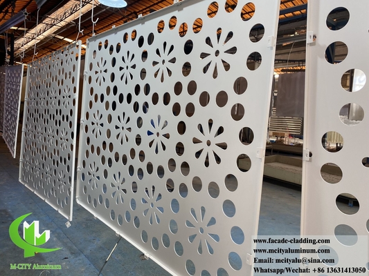 Arquitectónico Revestimiento de aluminio sólido de 3 mm de espesor en polvo recubierto de color blanco anti-herrumbre