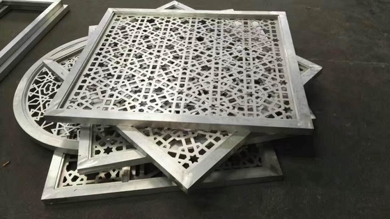 Panel metálico perforado a medida de 3 mm de espesor