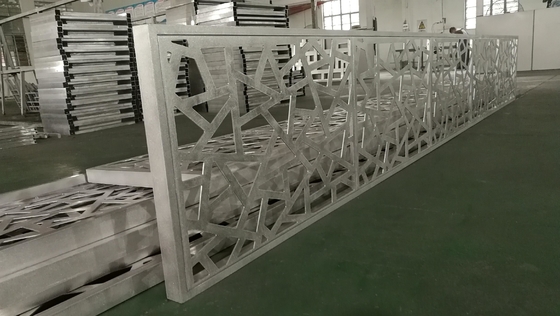 Paneles de revestimiento de aluminio cortados por láser con acabado en polvo de 3 mm de espesor