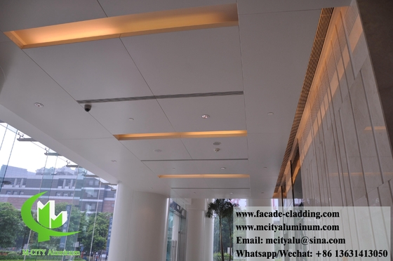 Paneles de techo de aluminio sólido exteriores impermeables impermeables con patrones huecos