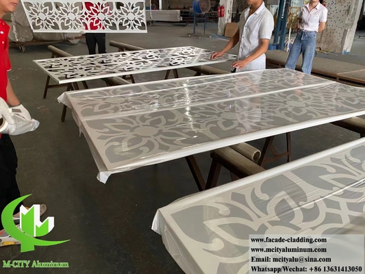 Revestimiento de fachada de aluminio de pantalla metálica decorativa con patrón hueco