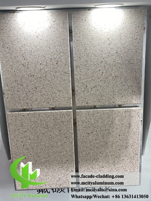 Revestimiento de aluminio sólido Hoja de metal PVDF Revestimiento anti-herrumbre duradero para fachada exterior